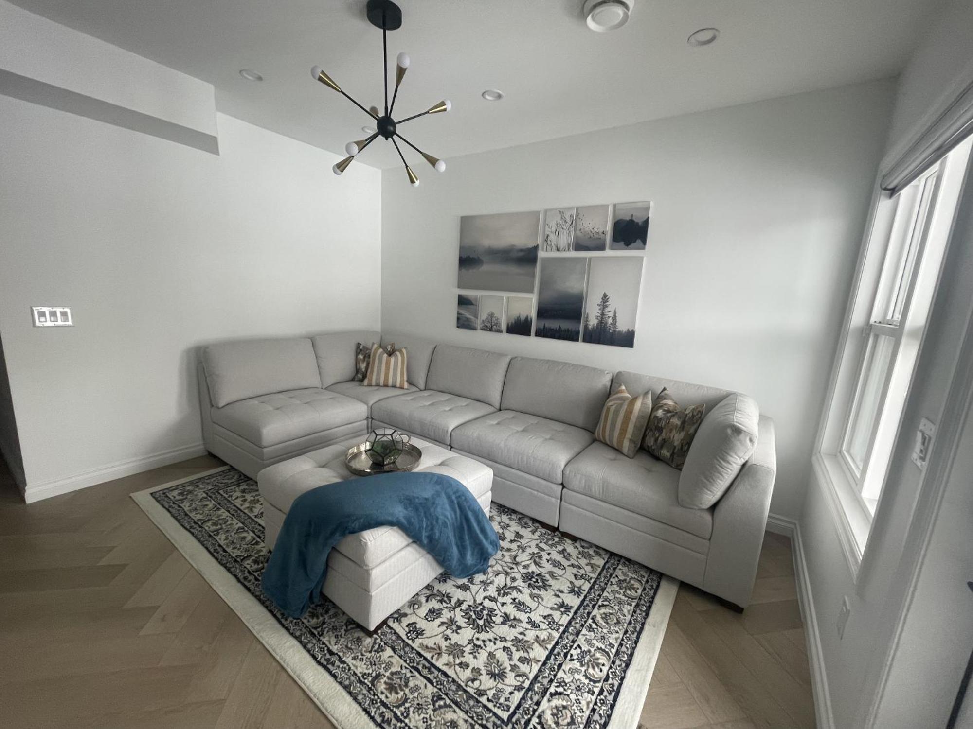 Elite Guest Walkout Basement Retreat *